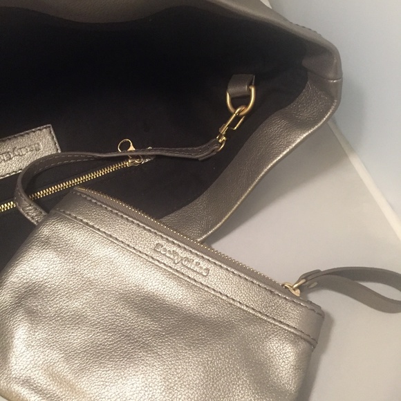 RESERVED - Chloe Shoulder Bag with Wristlet - Picture 6 of 8